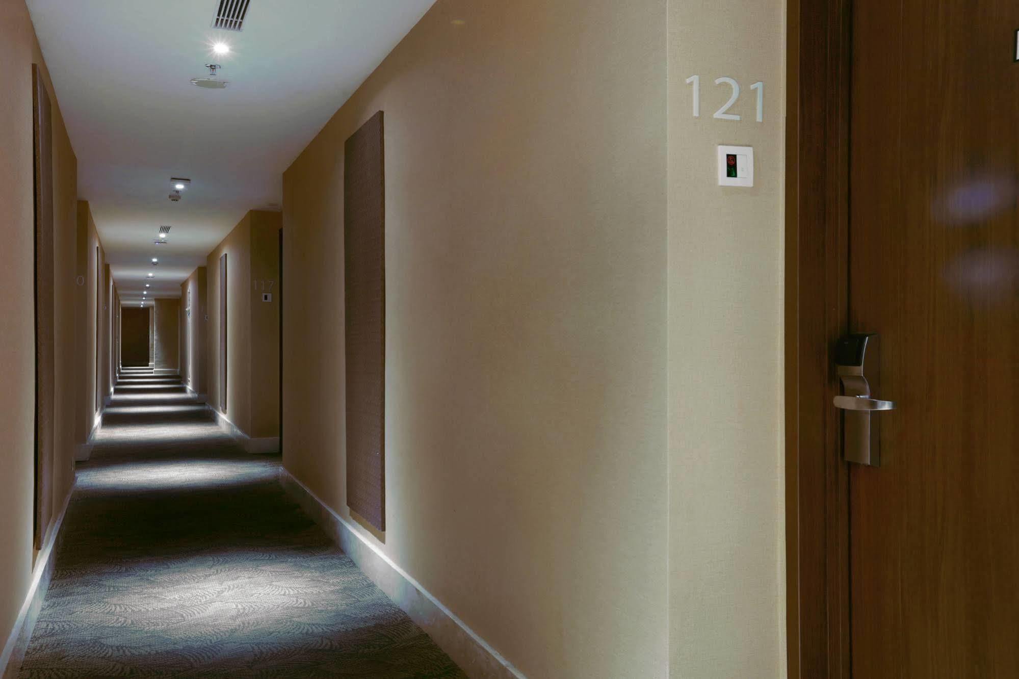Hotel Harper Perintis By Aston 4*